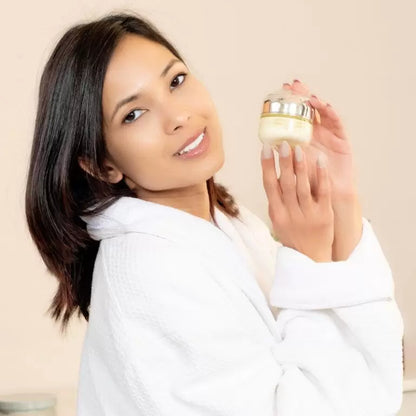 Nakia Hydrating Face Cream – Radiance & Regeneration